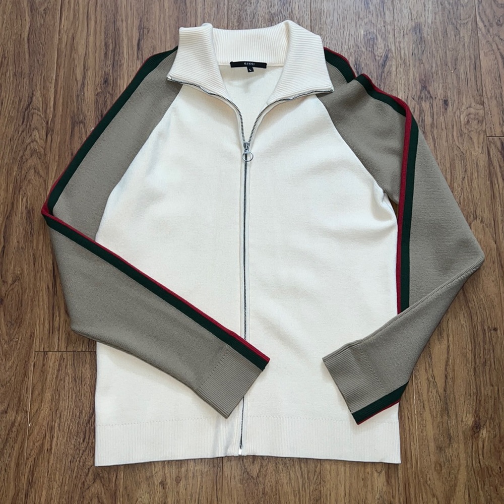 GUCCi men’s full zip up sweatshirt size L , excellent condition